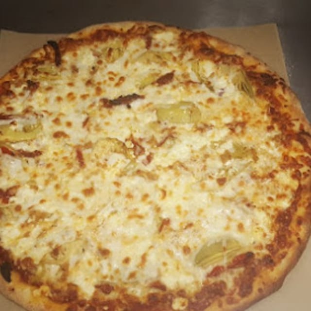 Pine Apple of My Eye Pizza.